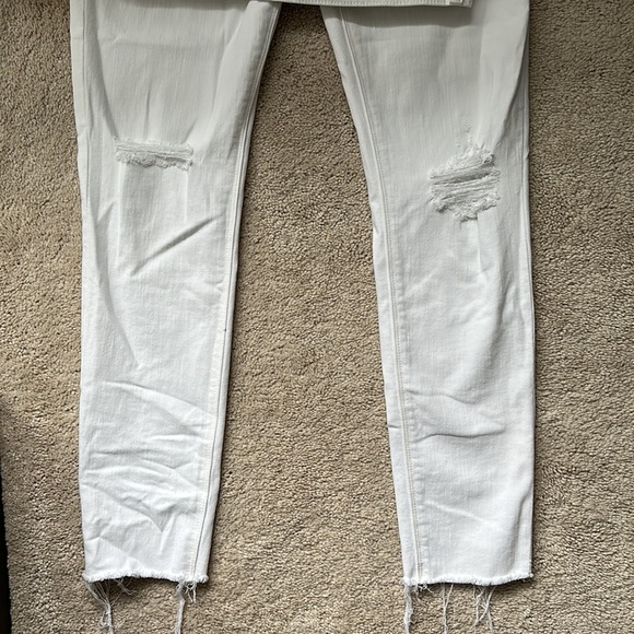 White Jeans Ripped/ Distressed - Picture 3 of 4